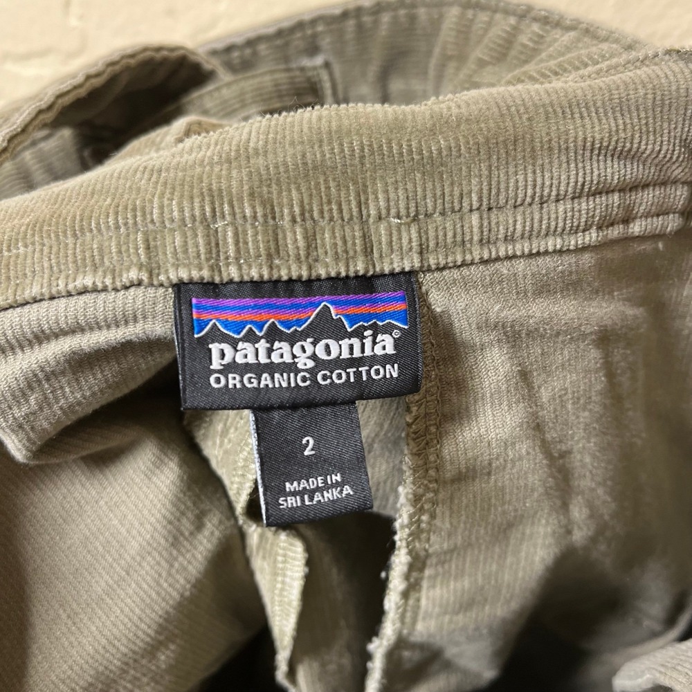 Patagonia Stand Up Corduroy Overalls Womens 2 Sage Green Organic Cotton Wide Leg - Picture 9 of 15